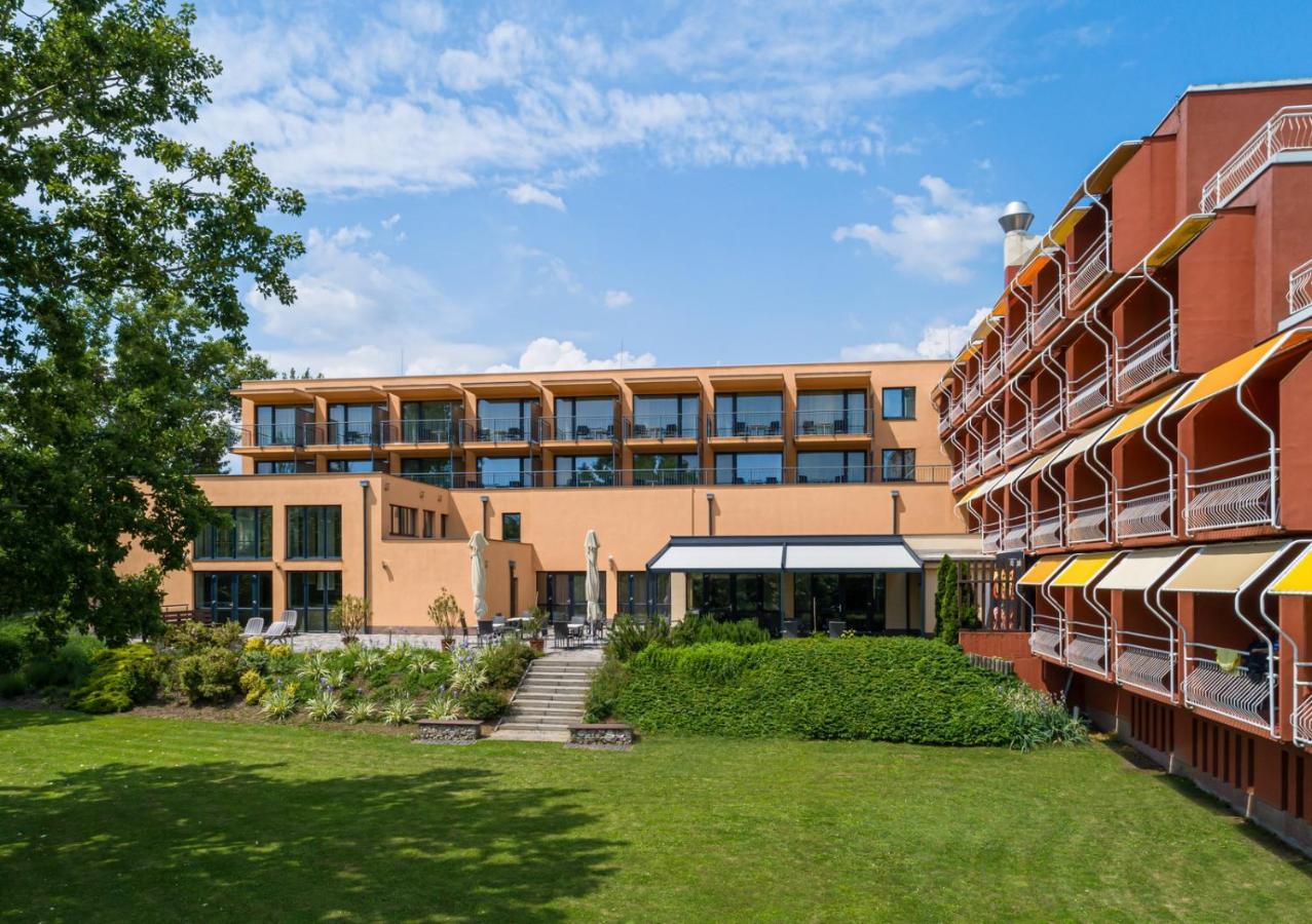 Hotel Margareta Balatonfured Exterior photo